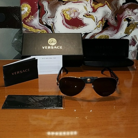 Versace Other - NWT Authentic Versace Gold Pilot Aviators